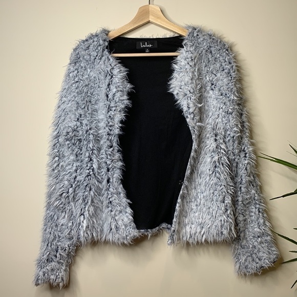 Lulus | NWT Grant Fuzzy Soft Teddy Faux Fur Gray Cardigan Top Jacket S - Picture 10 of 17
